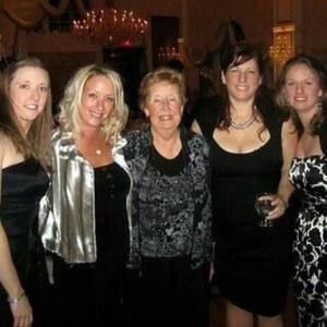 Meet your Posher, Caroline